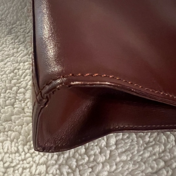 Les Must de Cartier Handbag - Picture 15 of 17